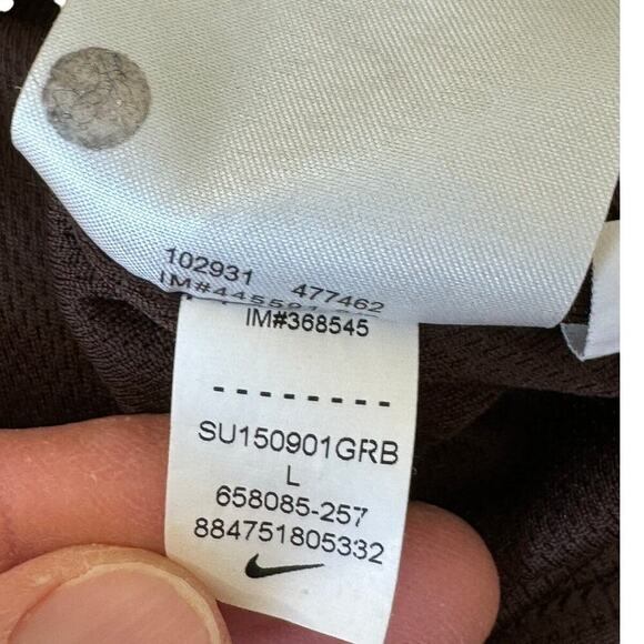 Nike DRI-FIT collard  Shirt, size medium - Picture 9 of 9